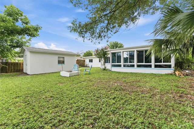2111 W MINNEHAHA STREET, Tampa, FL 33604