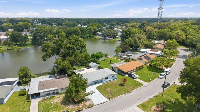 2111 W MINNEHAHA STREET, Tampa, FL 33604