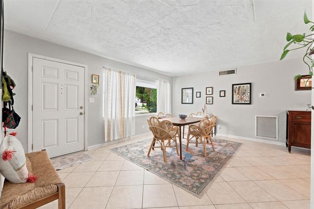 2111 W MINNEHAHA STREET, Tampa, FL 33604