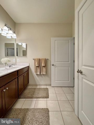 48 DERBY DR, La Plata, MD 20646