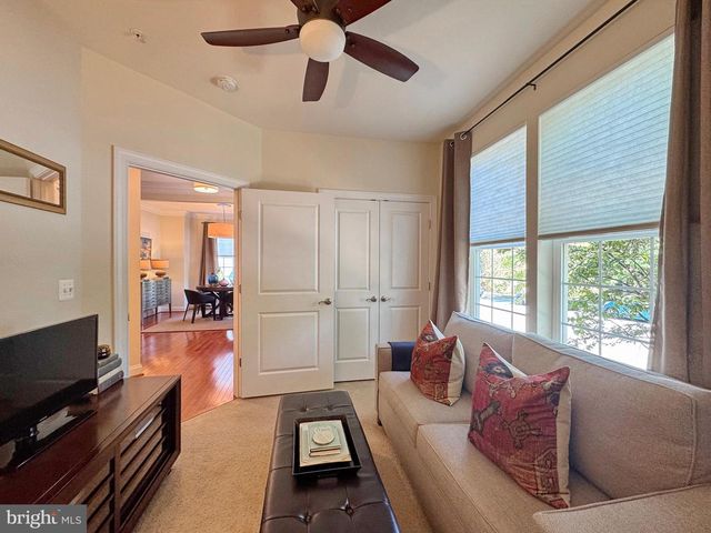 48 DERBY DR, La Plata, MD 20646