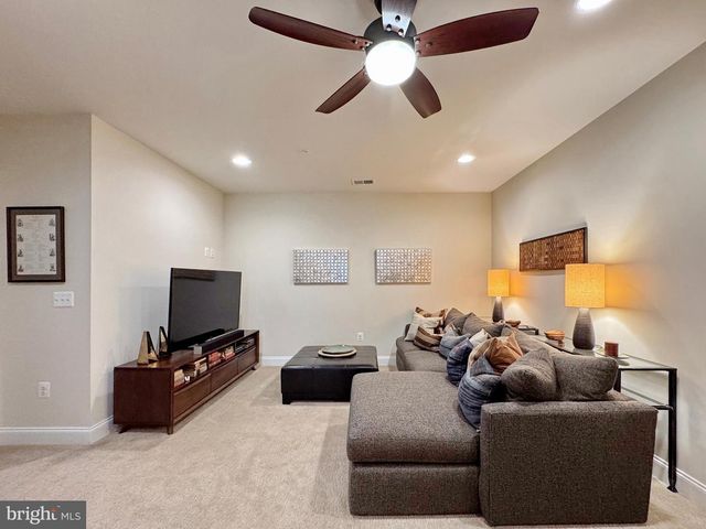 48 DERBY DR, La Plata, MD 20646