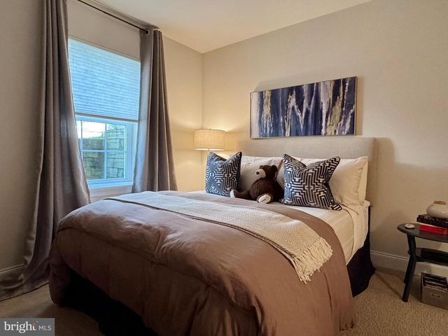 48 DERBY DR, La Plata, MD 20646
