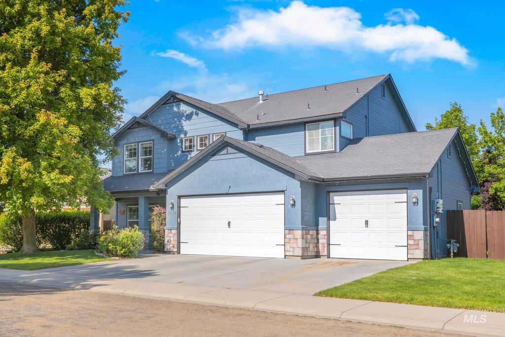 3659 N Twin Eagles Way, Meridian, ID 83646