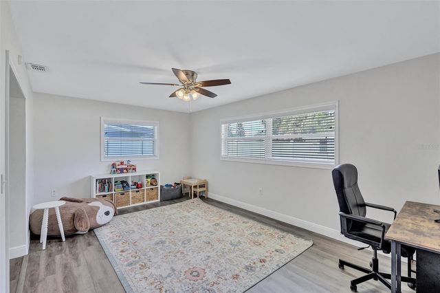 3672 SEAROBIN DRIVE SE, St Petersburg, FL 33705
