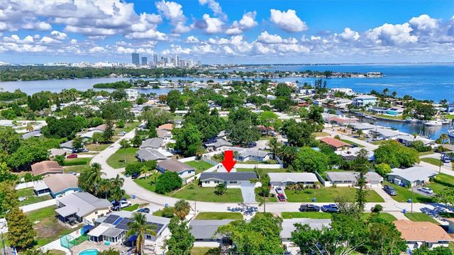 3672 SEAROBIN DRIVE SE, St Petersburg, FL 33705