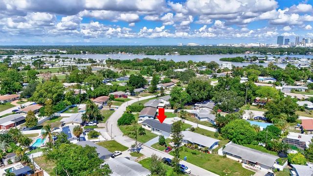 3672 SEAROBIN DRIVE SE, St Petersburg, FL 33705