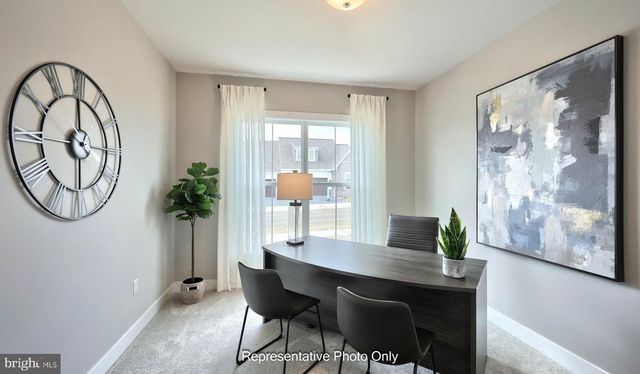 525 STONE GATE BLVD, Annville, PA 17003