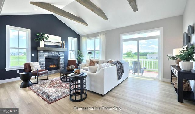 525 STONE GATE BLVD, Annville, PA 17003