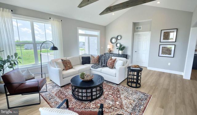 525 STONE GATE BLVD, Annville, PA 17003