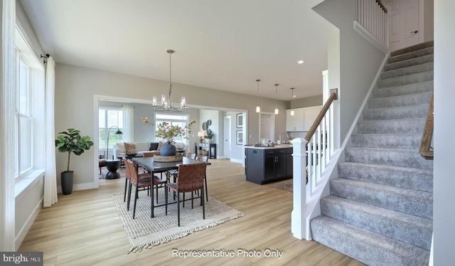 525 STONE GATE BLVD, Annville, PA 17003