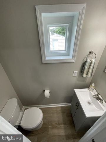 2419 HOLLIS RD, Havertown, PA 19083