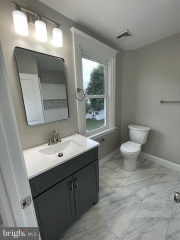 2419 HOLLIS RD, Havertown, PA 19083