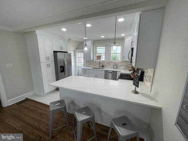 2419 HOLLIS RD, Havertown, PA 19083