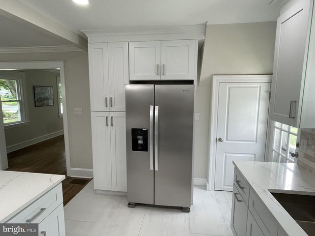 2419 HOLLIS RD, Havertown, PA 19083