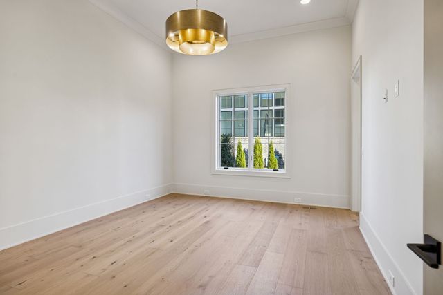 8392 Solstice Dr, College Grove, TN 37046