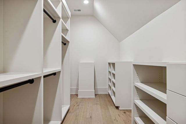 8392 Solstice Dr, College Grove, TN 37046