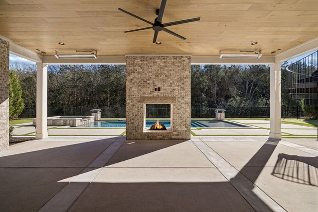 8392 Solstice Dr, College Grove, TN 37046