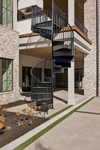 8392 Solstice Dr, College Grove, TN 37046