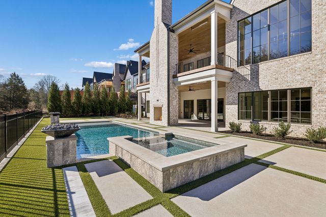 8392 Solstice Dr, College Grove, TN 37046