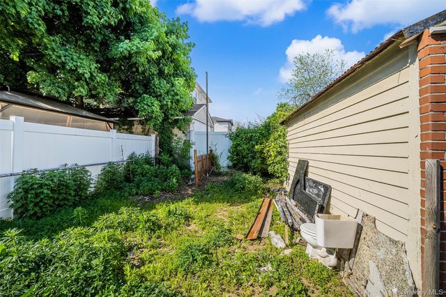 23005 144th Avenue, Springfield Gardens, NY 11413