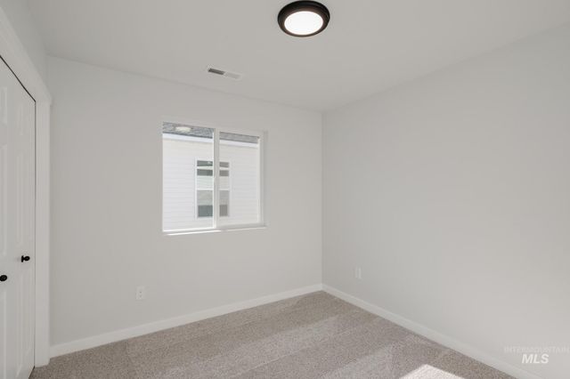 7349 S Bungalow Ave, Meridian, ID 83642