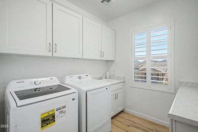 21318 N 58TH Street, Phoenix, AZ 85054