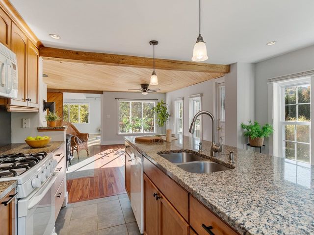 394-396 Beane Road, Huntington, VT 05462