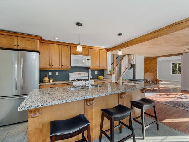 394-396 Beane Road, Huntington, VT 05462