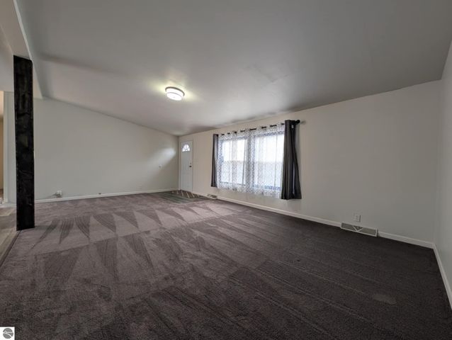 6930 E Willard Road, Vestaburg, MI 48891