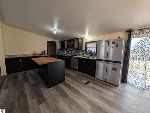 6930 E Willard Road, Vestaburg, MI 48891