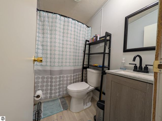 6930 E Willard Road, Vestaburg, MI 48891