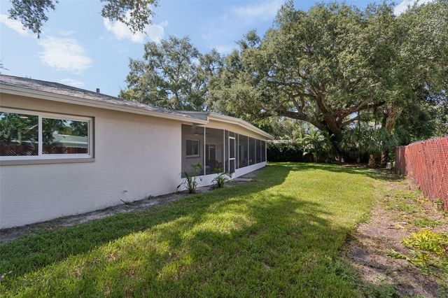 12805 KIMBERLY OAKS CIRCLE, Largo, FL 33774