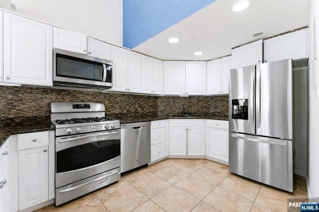 30 Mountain Avenue 9B (8), Paterson, NJ 07501