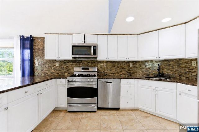30 Mountain Avenue 9B (8), Paterson, NJ 07501