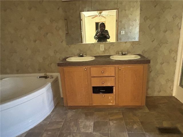 132 Mister Road, Brunswick, GA 31523