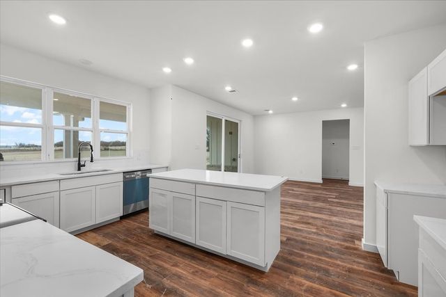 173 Lonicera Lane, Paradise, TX 76073