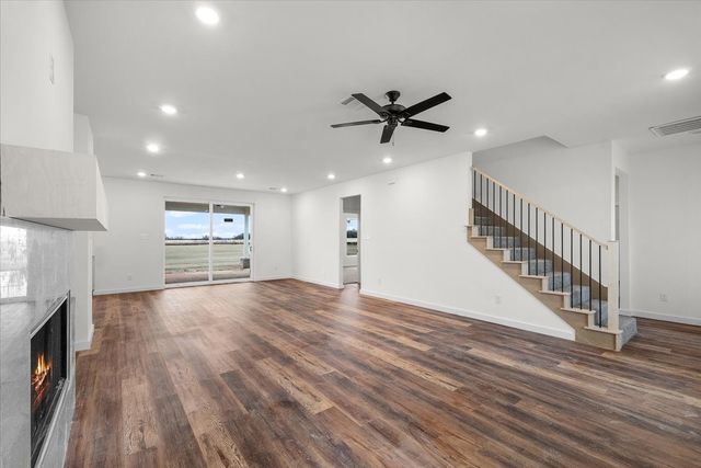 173 Lonicera Lane, Paradise, TX 76073