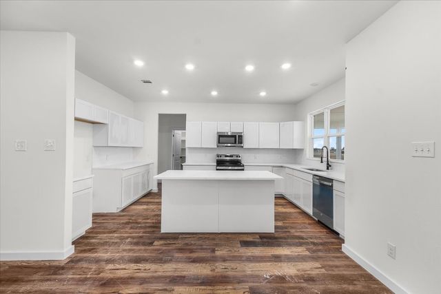 173 Lonicera Lane, Paradise, TX 76073