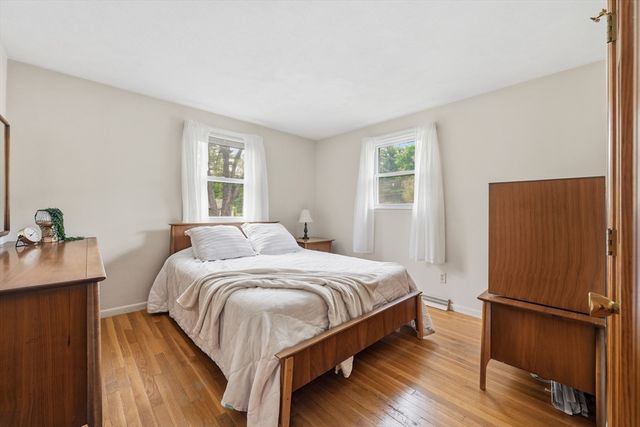 20 Freeman Rd, Chelmsford, MA 01824