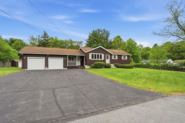 20 Freeman Rd, Chelmsford, MA 01824