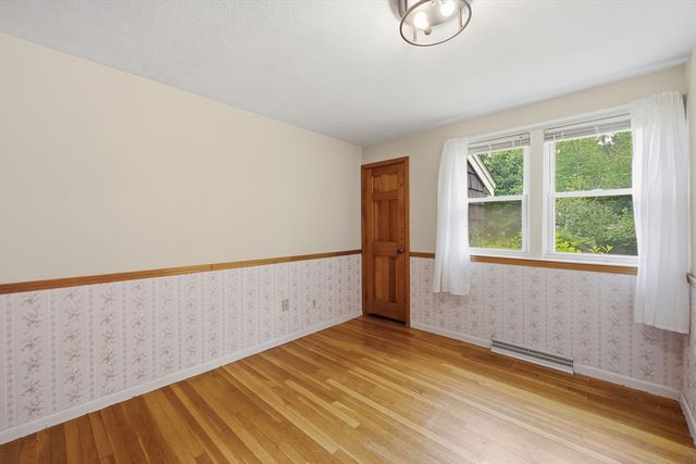 20 Freeman Rd, Chelmsford, MA 01824