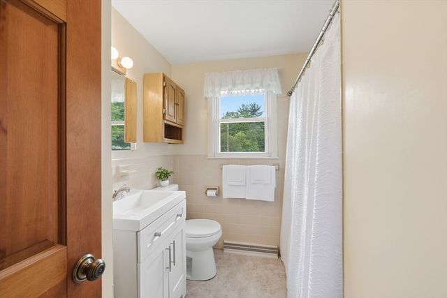 20 Freeman Rd, Chelmsford, MA 01824
