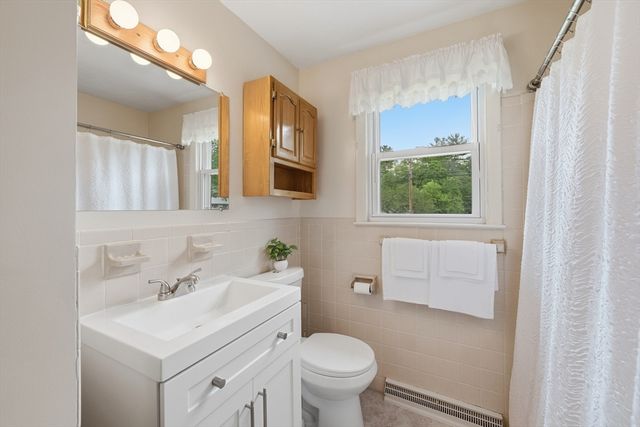 20 Freeman Rd, Chelmsford, MA 01824