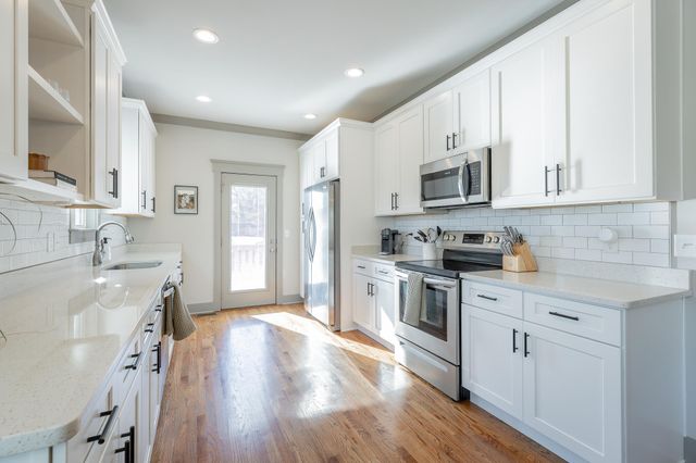 102 Lynda Drive, Chattanooga, TN 37405