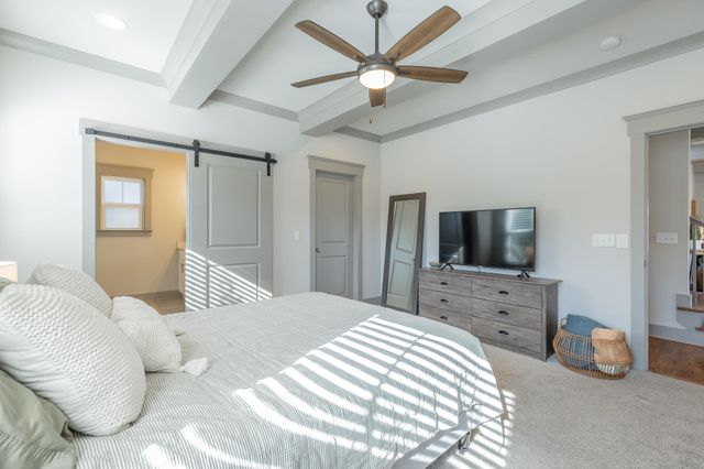 102 Lynda Drive, Chattanooga, TN 37405