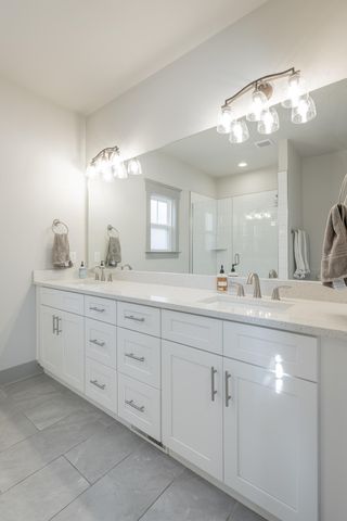 102 Lynda Drive, Chattanooga, TN 37405