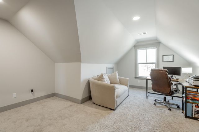 102 Lynda Drive, Chattanooga, TN 37405