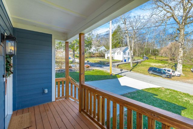 102 Lynda Drive, Chattanooga, TN 37405