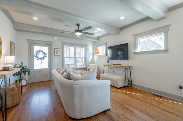 102 Lynda Drive, Chattanooga, TN 37405